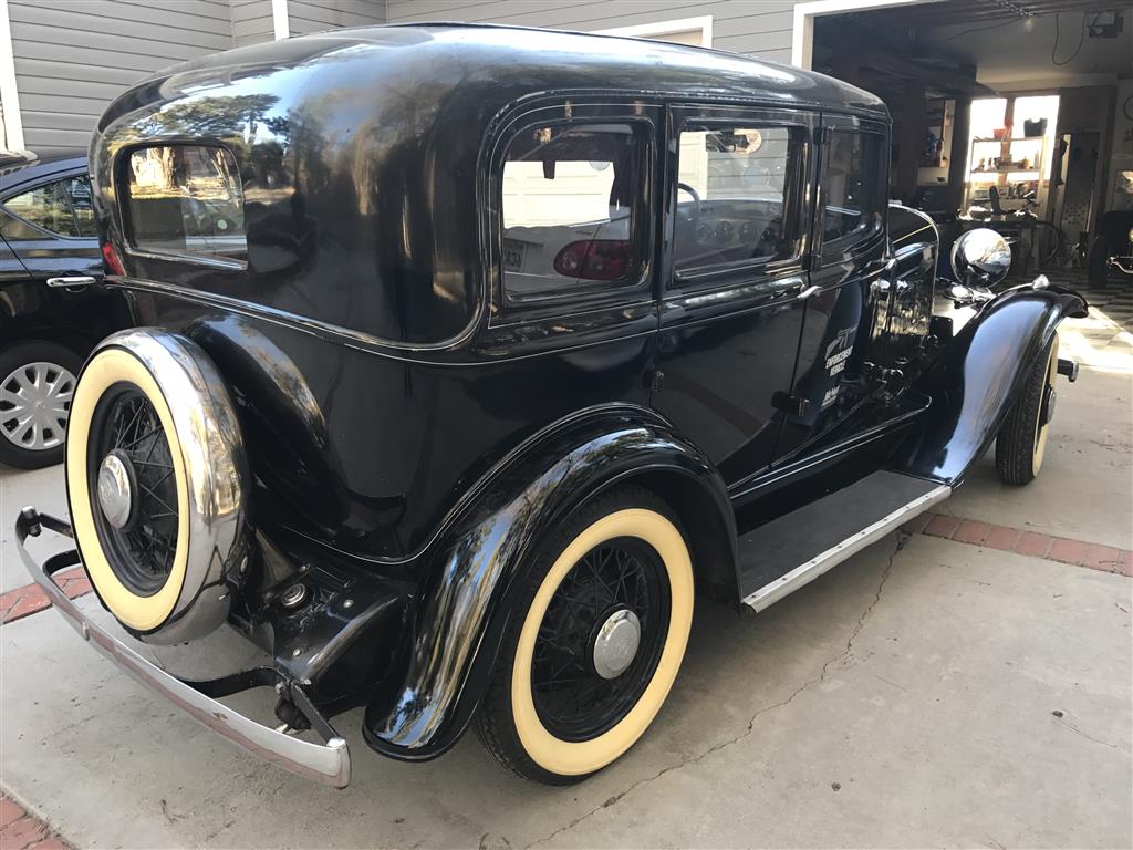 1933 Willys Sedan Model 6-90A - America