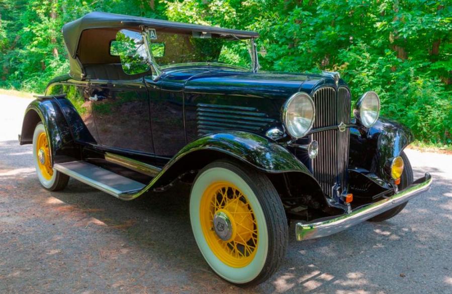 1932 Willys Roadster Model 6-90 - America