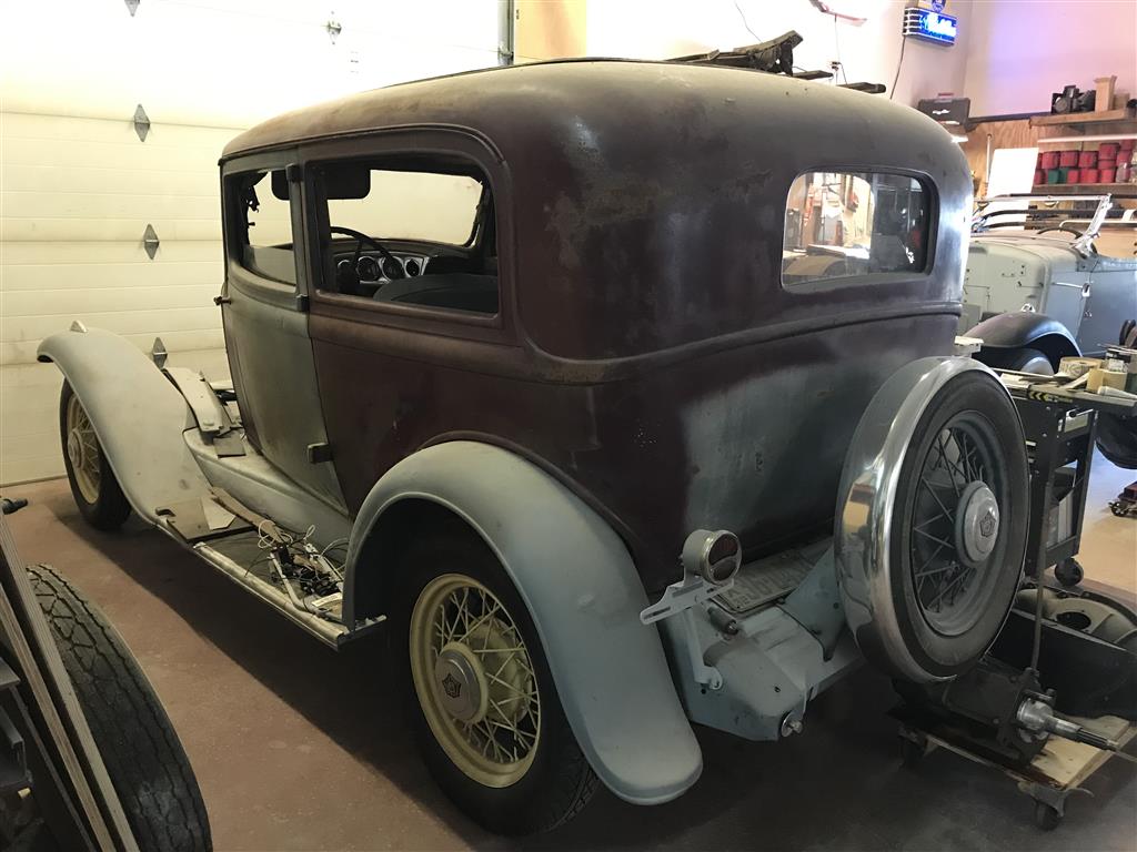 1933 Willys Coach Model 6-90A - America