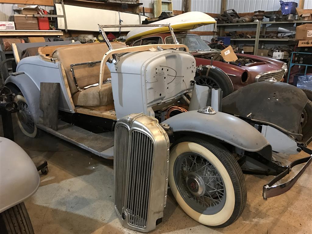 1933 Willys Roadster Model 6-90A - America