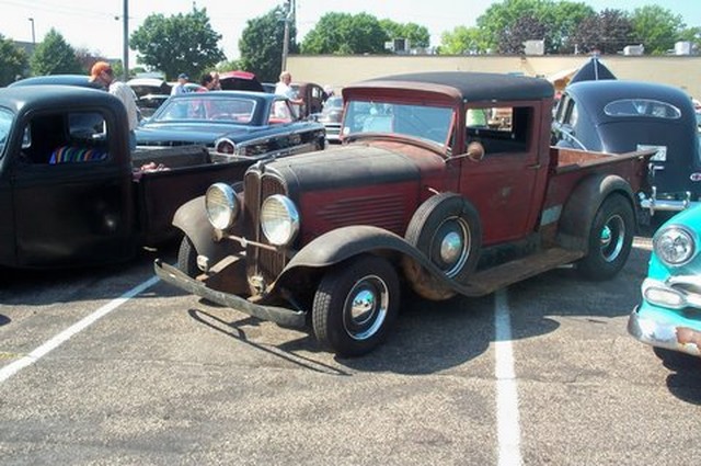 1932 Willys Pickup Model C113 - America