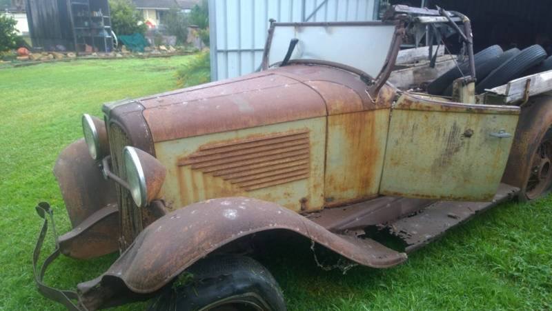 1932 Willys Touring Model 6-90 - Australia