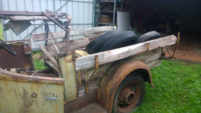 1932 Willys Touring Model 6-90 - Australia