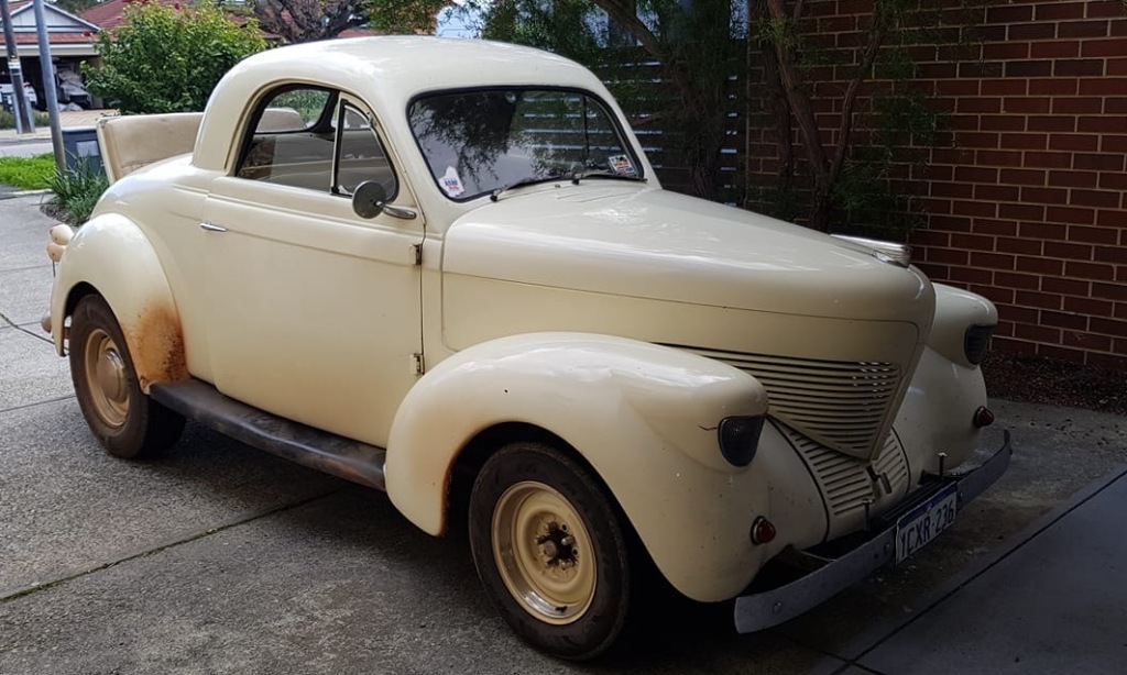 1939 Overland Coupe Model 39 - Australia