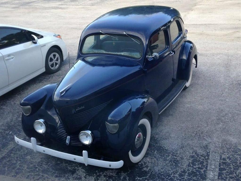 1939 Overland Sedan Model 39 - America