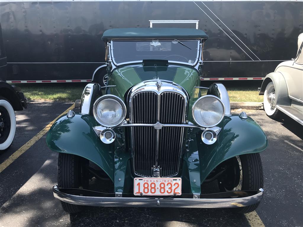 1933 Willys Touring Model 6-90A - America