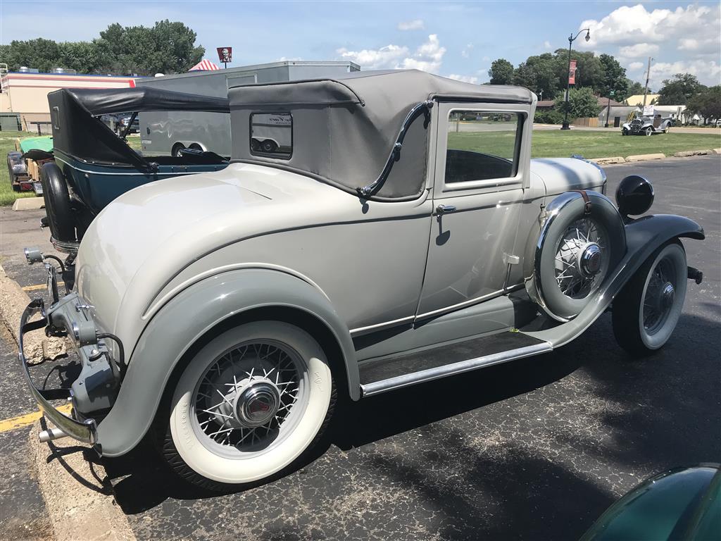 1931 Willys Sport Coupe Model 97 - America