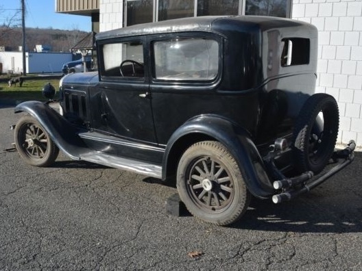 1930 Willys Coach Model 98B - USA