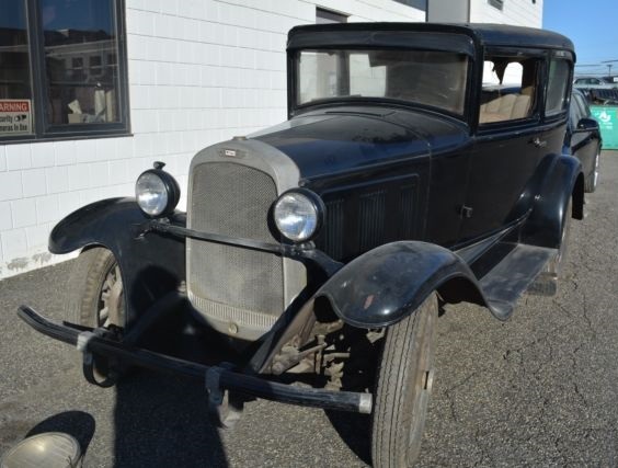 1930 Willys Coach Model 98B - USA