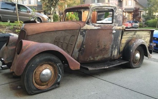 1933 Willys Model 77 Pickup - USA