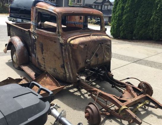 1933 Willys Model 77 Pickup - USA