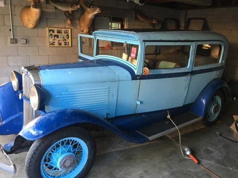 1932 Willys Model 6-90 2 Door Coach