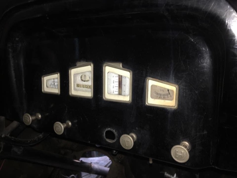 1932 Willys Model 6-90 2 Door Coach Instrument panel