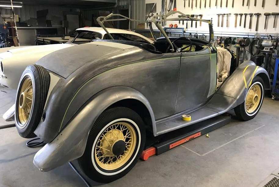 1934 Willys Roadster Model 77 (Holden Bodied) - Australia