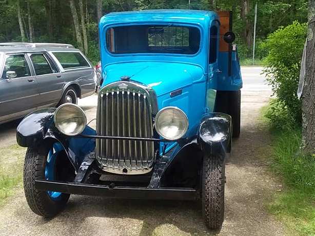 1932 Willys Model C131 Dump truck - America