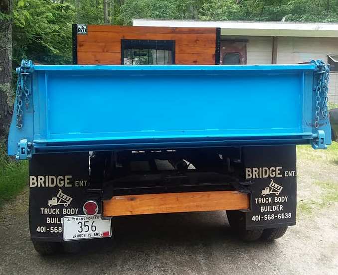 1932 Willys Model C131 Dump truck - America