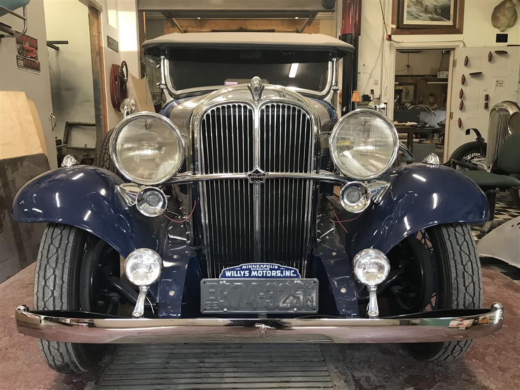 1933 Willys Model 6-90A Touring - USA