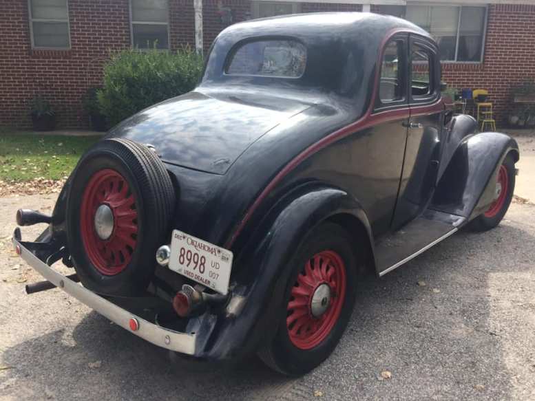 1935 Willys Coupe Model 77 - America