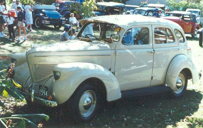 1939 Overland Model 39 Sedan (Holden Bodied) - Australia