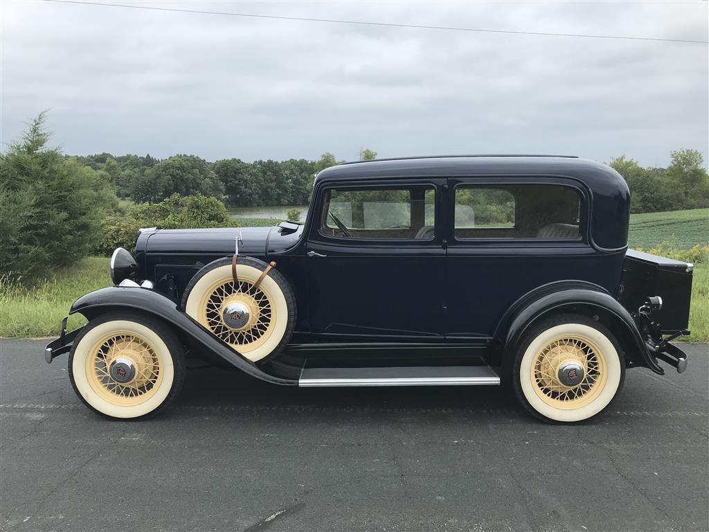 1933 Willys Model 6-90A Coach - America