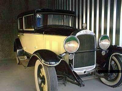 1930 Willys Sedan Model 98B - America