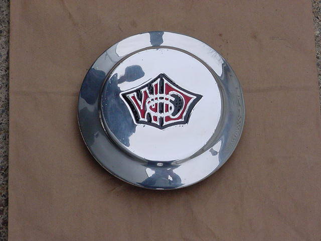 1932-1933 Willys 6-90, 6-90A Wire Wheel Hubcap - Aftermarket