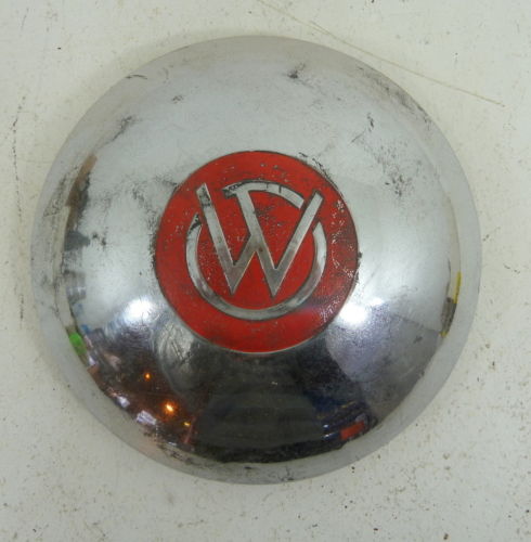 1946 - 1947 Willys Model 463 Wagon hubcap