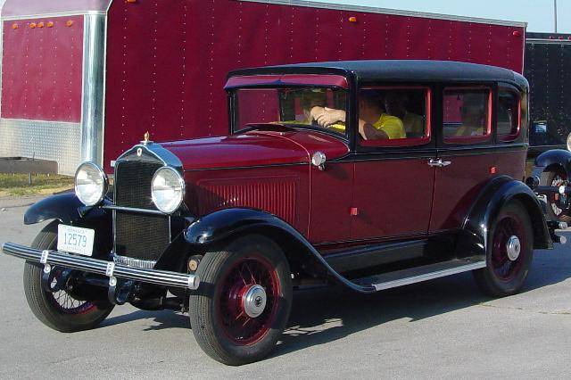 1929 Willys Knight Model 70B Sedan - America