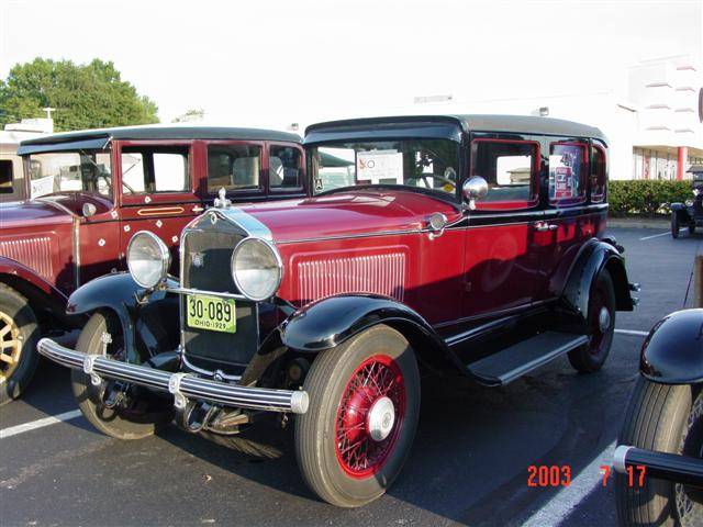 1929 Willys Knight Model 70B Sedan - America