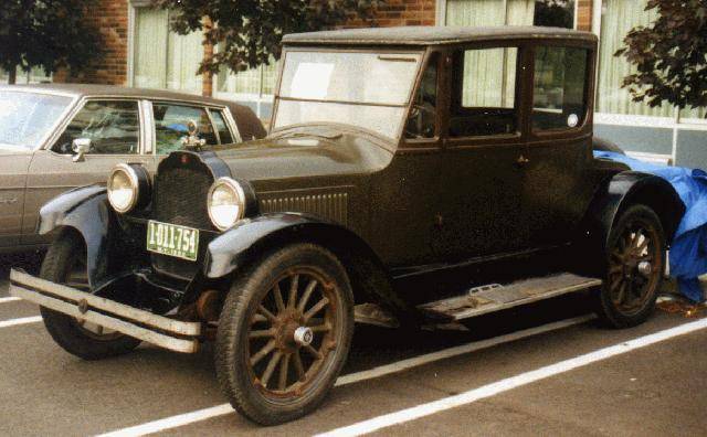 1922 Willys Knight Model 20A Coupe - America