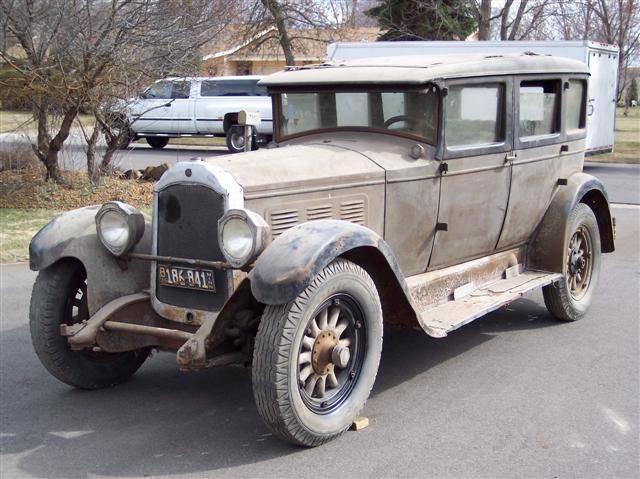 1928 Willys Knight Model 66A Sedan - America