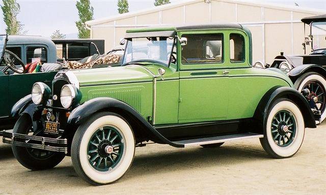 1929 Willys Knight Model 56 Coupe - America