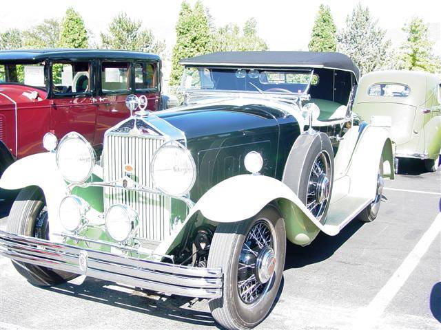 1930 Willys Knight Model 66B Plaidside Roadster - America