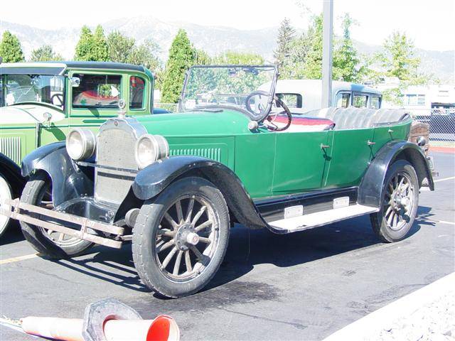 1923 Willys Knight Model 64 Touring - America