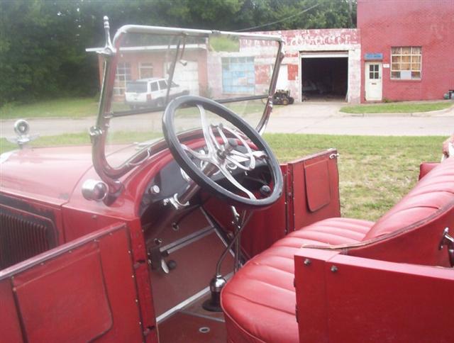 1924 Willys Knight Model 64 Touring - America