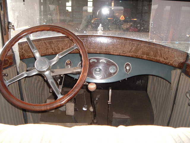 1928 Willys Knight Model 66A Sedan - America