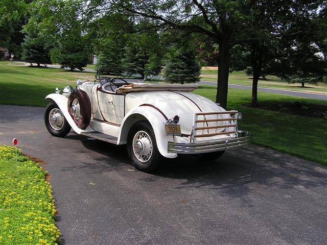 1931 Willys Knight Model 66B Plaidside Roadster - America