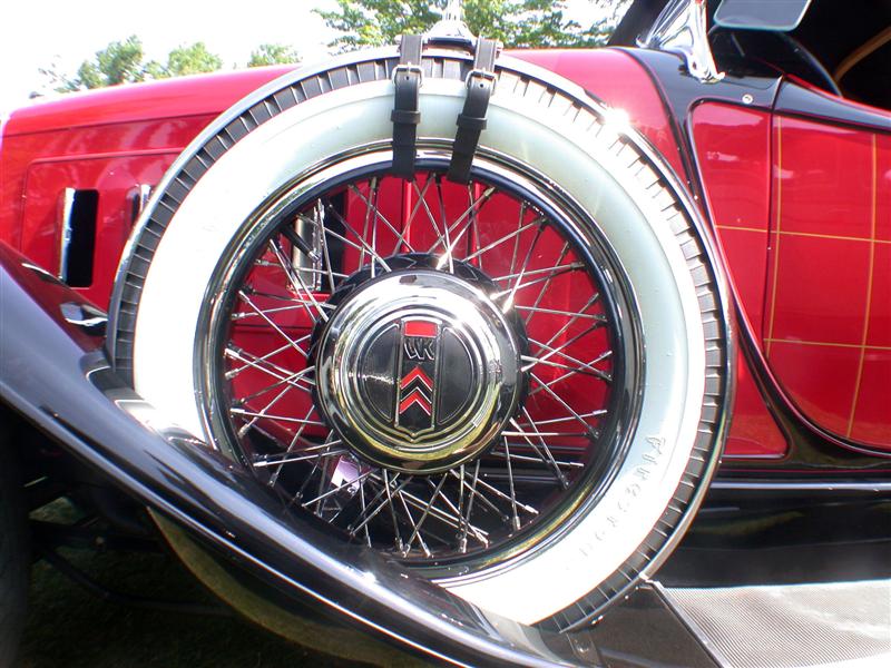 1930 Willys Knight Model 66B Plaidside Touring - America