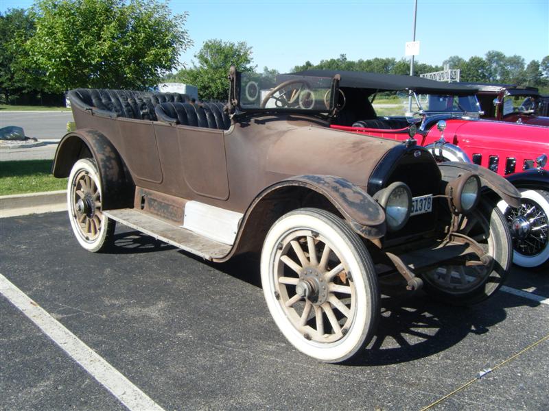 1916 Willys Knight Model 84B Touring - America