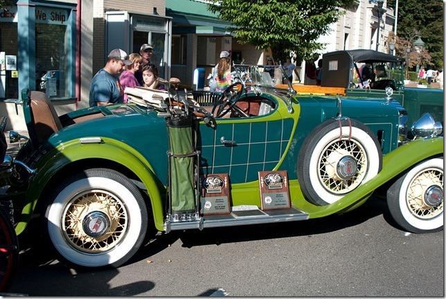 1930 Willys Knight Model 66B Plaidside Roadster - America