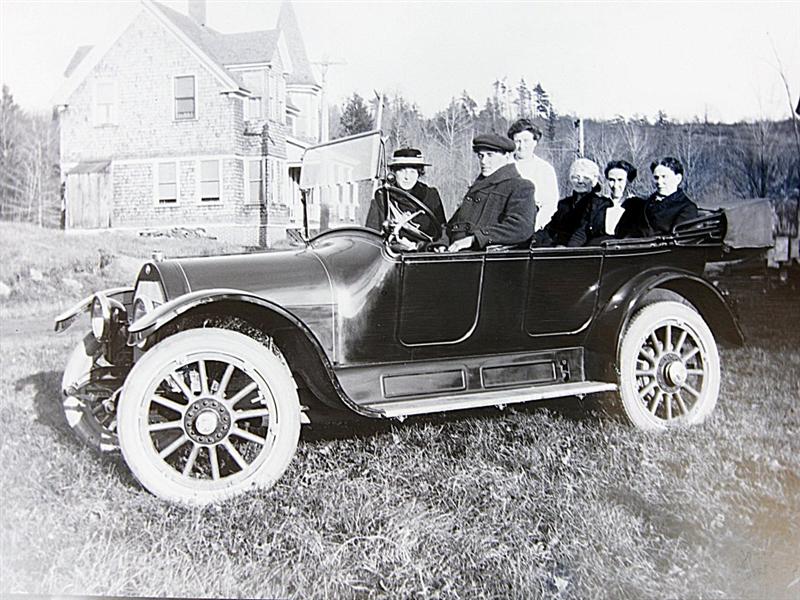 1916 Willys Knight Touring - America