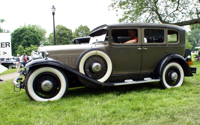 1930 Willys Knight Model 66B Sedan - America