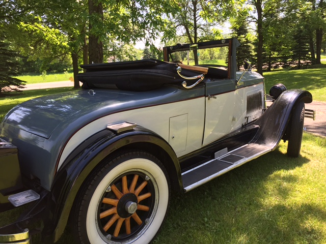 1927 Willys Knight Model 70A Cabriolet Coupe - USA