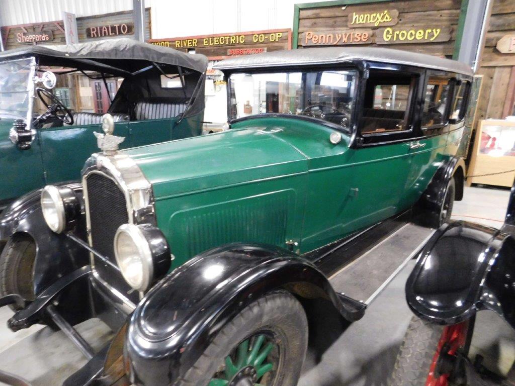 1927 Willys Knight Model 70A Sedan - USA