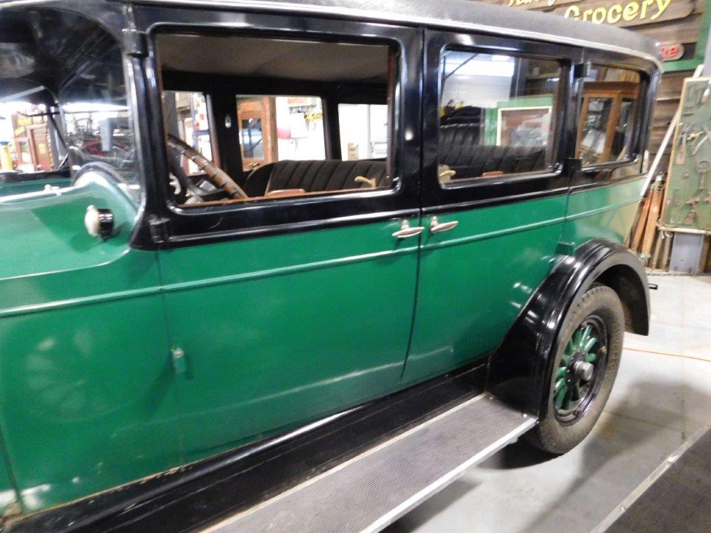 1927 Willys Knight Model 70A Sedan - USA