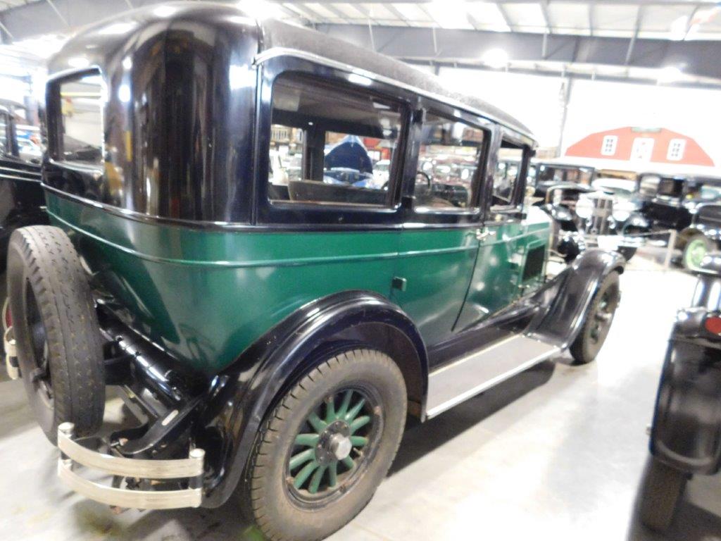 1927 Willys Knight Model 70A Sedan - USA