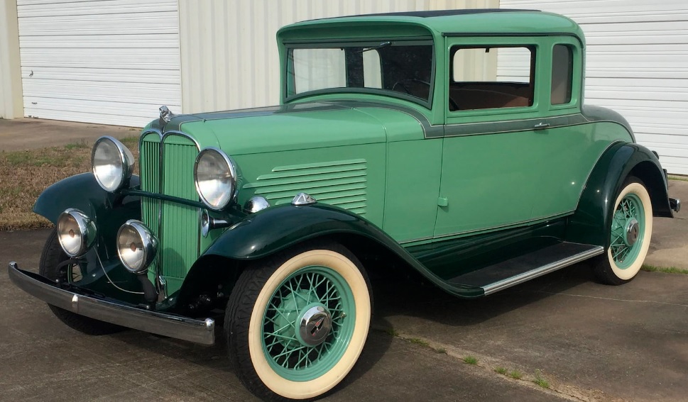 1932 Willys Knight Model 95 Coupe - America