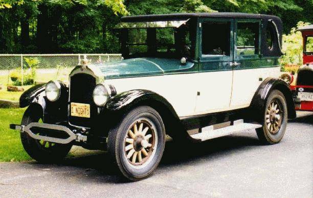 1925 Willys Knight Model 65 Brougham - America