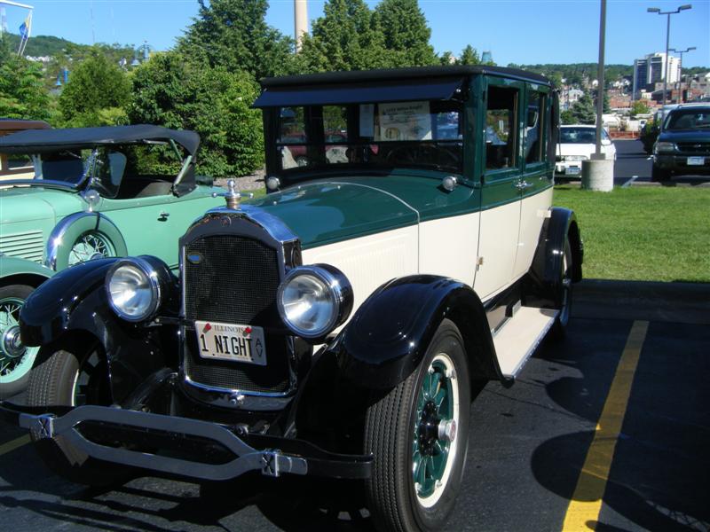 1925 Willys Knight Model 65 Brougham - America