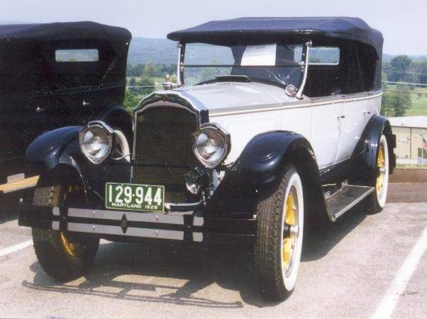1925 Willys Knight Touring - America
